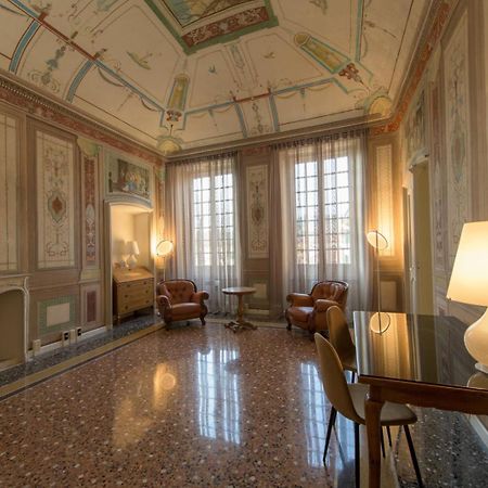 Palazzo Sertorio Suites Гави Экстерьер фото
