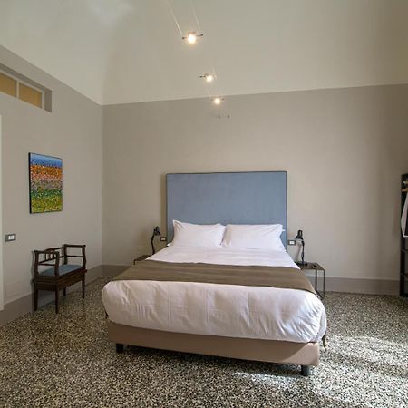 Palazzo Sertorio Suites Гави Экстерьер фото