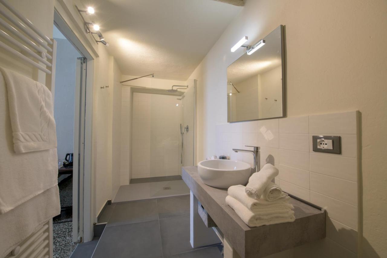 Palazzo Sertorio Suites Гави Экстерьер фото