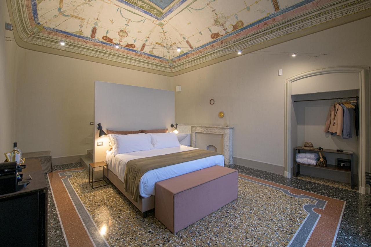 Palazzo Sertorio Suites Гави Экстерьер фото