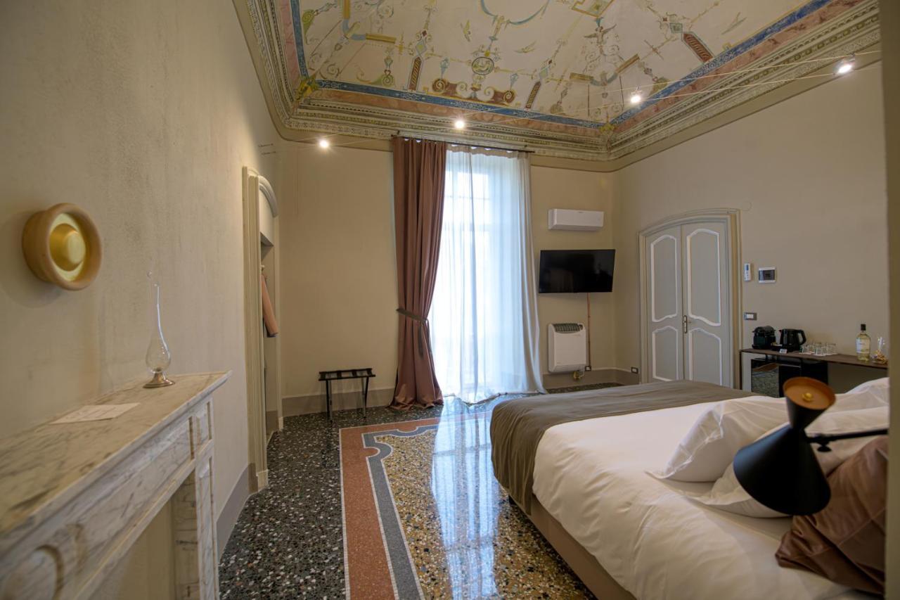 Palazzo Sertorio Suites Гави Экстерьер фото