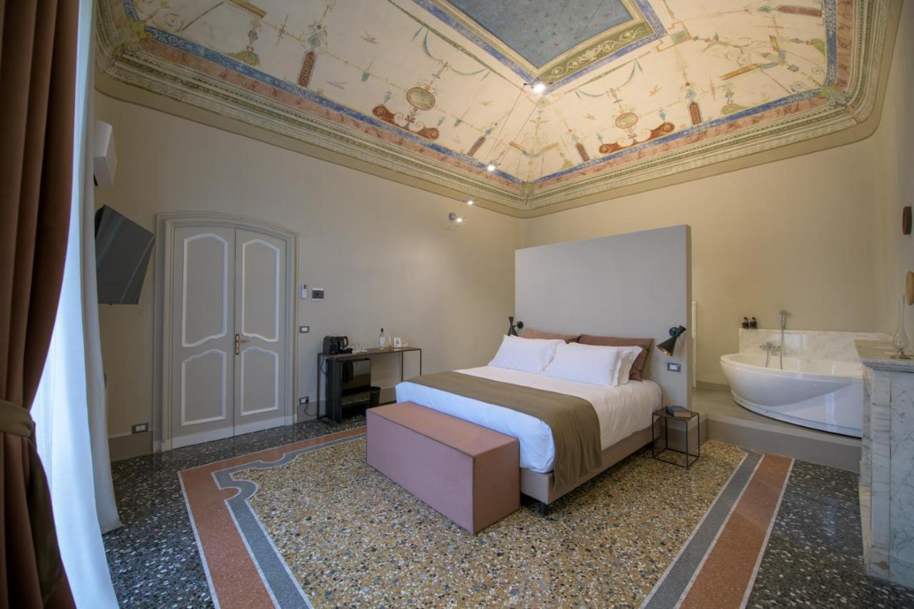 Palazzo Sertorio Suites Гави Экстерьер фото
