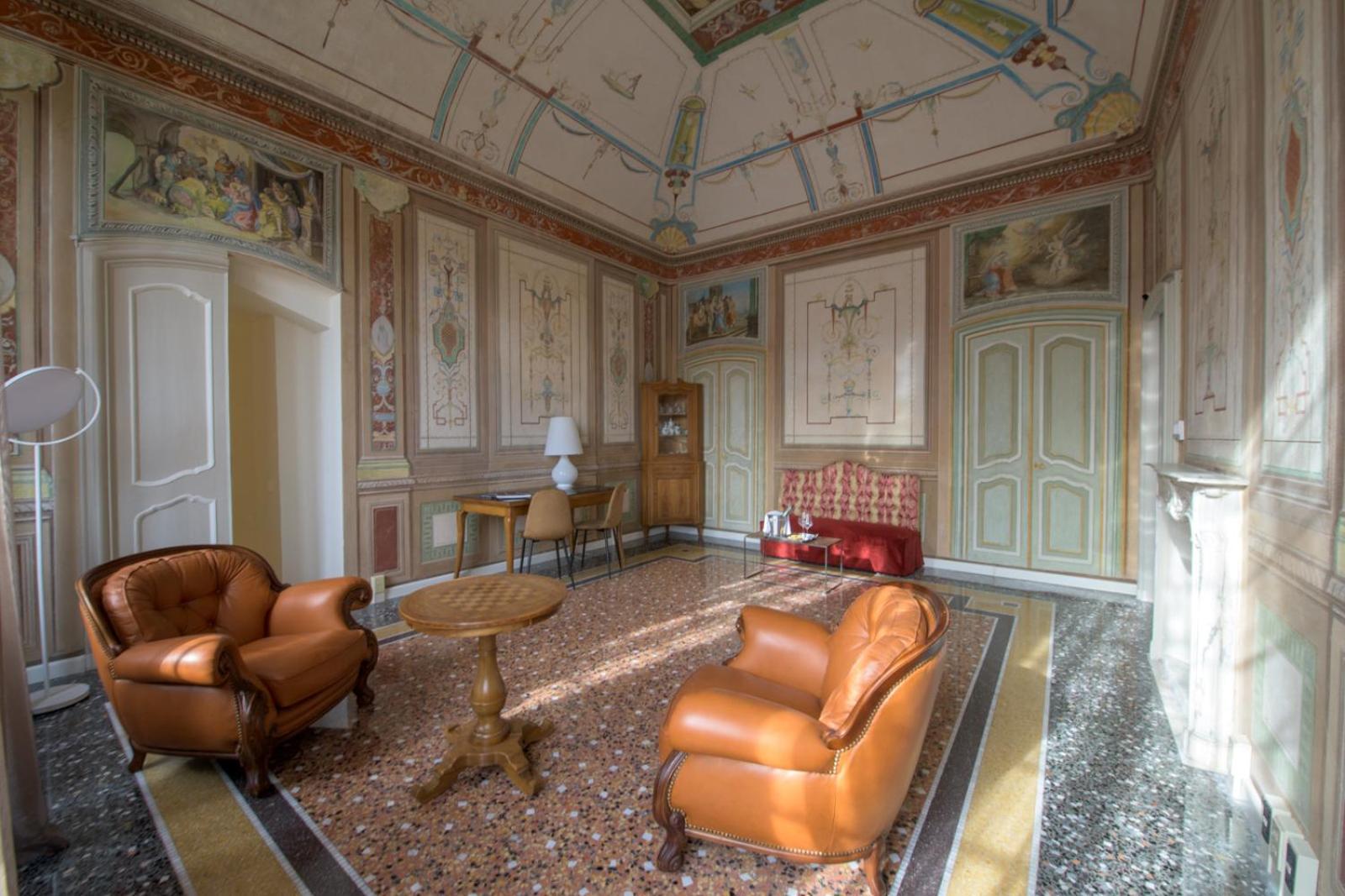 Palazzo Sertorio Suites Гави Экстерьер фото