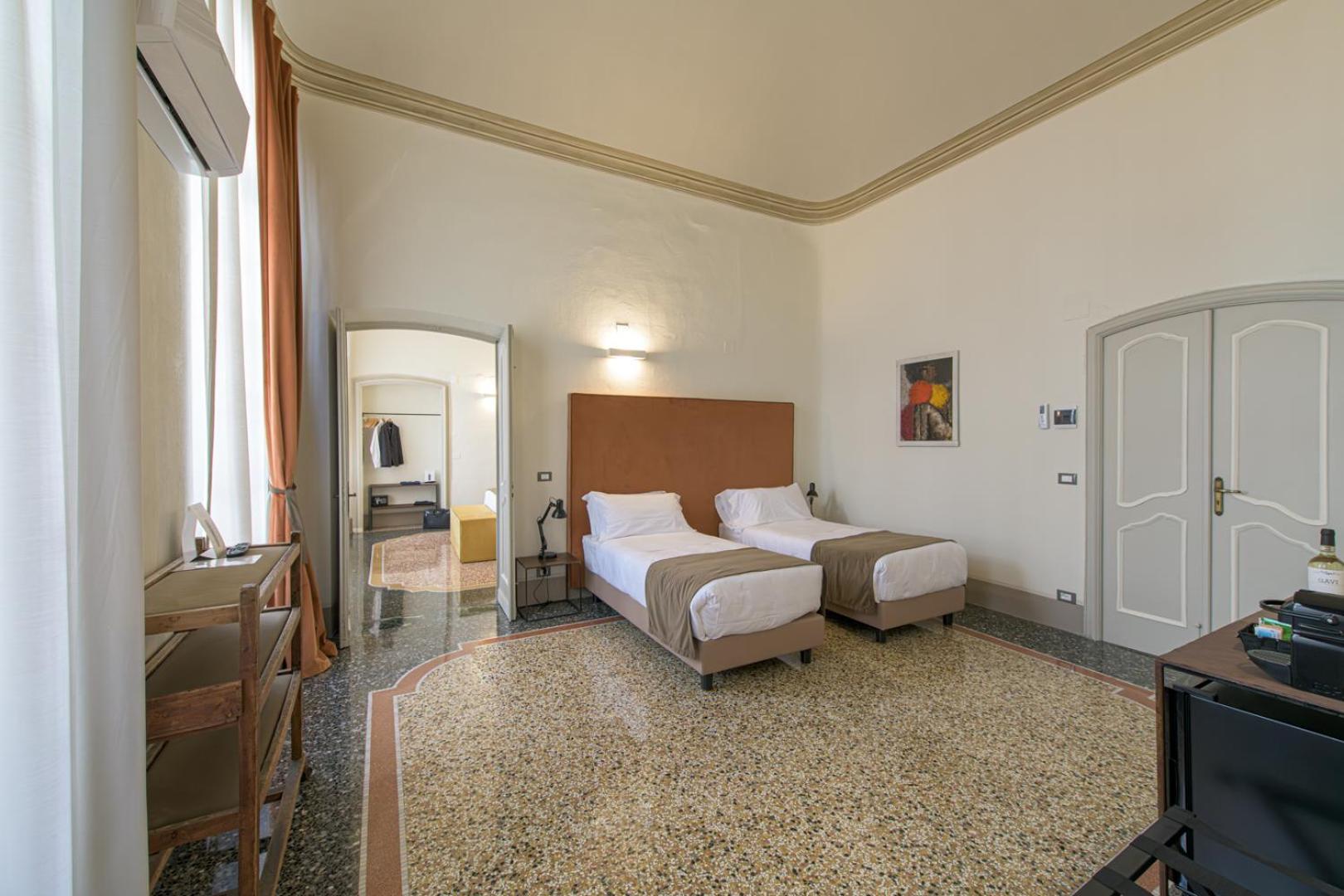 Palazzo Sertorio Suites Гави Экстерьер фото